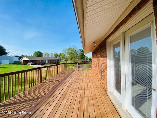 606 Nally Ct, Bardstown, KY 40004 - wooden terrace featuring a lawn