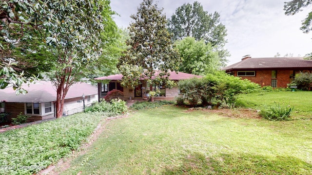 5303 Park Rd, Louisville, KY 40214 - view of grassy yard