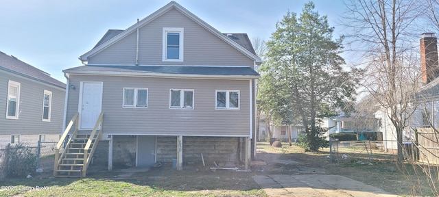 1033 Lynnhurst Ave, Louisville, KY 40215 - back of house with fence and stairway