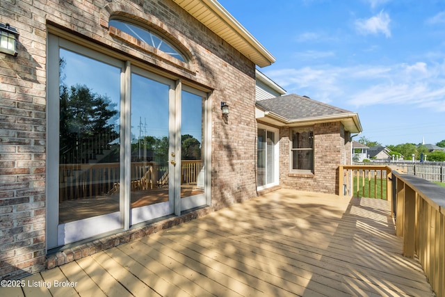 916 Winchester Blvd, Elizabethtown, KY 42701 - view of wooden deck