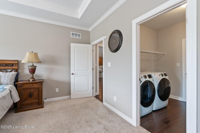 15905 Cabin View Ln, Louisville, KY 40245 - laundry room featuring washer and clothes dryer, crown molding, and baseboards