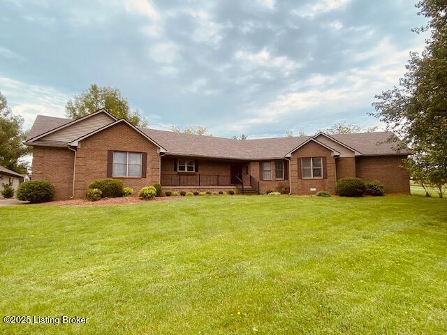 6780 Murrays Run Rd, Coxs Creek, KY 40013 - single story home with a front lawn, brick siding, and covered porch