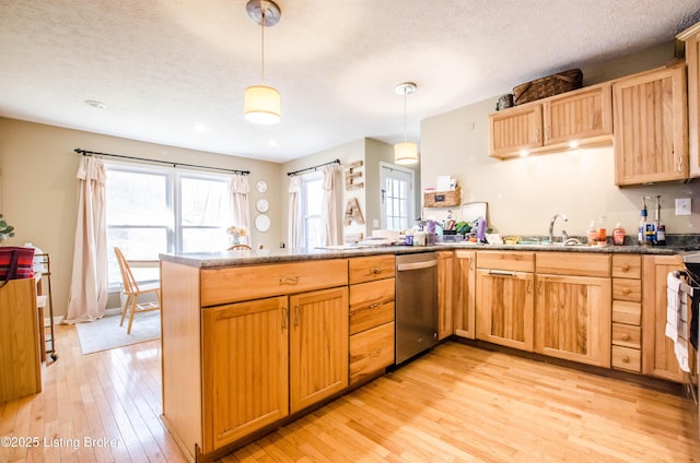 562 Peaceful Way, Shepherdsville, KY 40165 - kitchen with stainless steel dishwasher, a peninsula, a sink, light wood-type flooring, and a textured ceiling