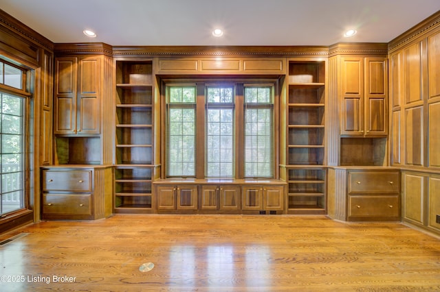 5302 Olde Creek Way, Prospect, KY 40059 - unfurnished office with light wood-style flooring, plenty of natural light, built in shelves, and recessed lighting
