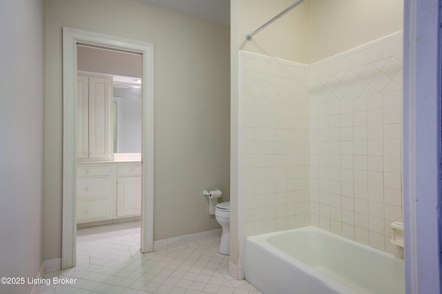 5302 Olde Creek Way, Prospect, KY 40059 - bathroom featuring toilet, tile patterned flooring, shower / tub combination, vanity, and baseboards