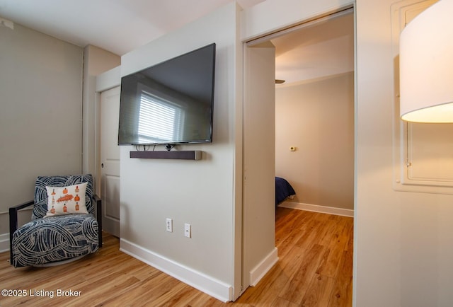 604 S 3rd St Unit 803, Louisville, KY 40202 - sitting room with light wood-style floors and baseboards