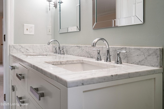 3920 Elfin Ave, Louisville, KY 40207 - bathroom with double vanity