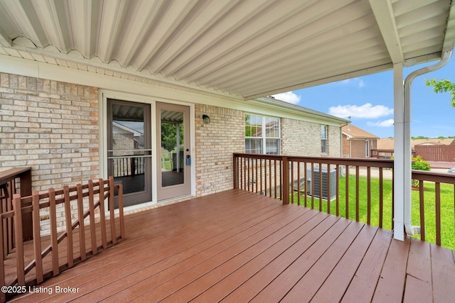 8805 Wisdom Ln, Louisville, KY 40229 - wooden deck with a yard