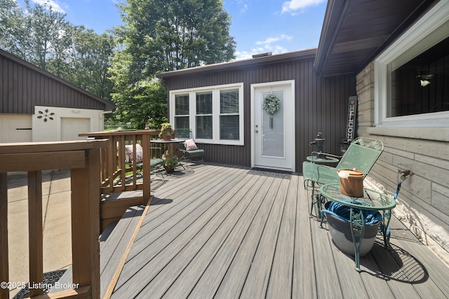5506 Bamberrie Cross Rd, Louisville, KY 40214 - view of wooden deck