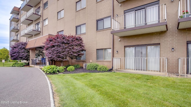 3030 Breckenridge Ln Unit 108, Louisville, KY 40220 - view of apartment building / complex