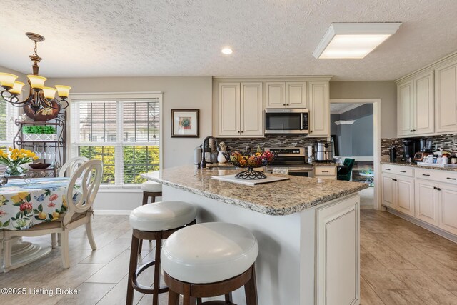 10923 Symington Cir, Louisville, KY 40241 - photo 23