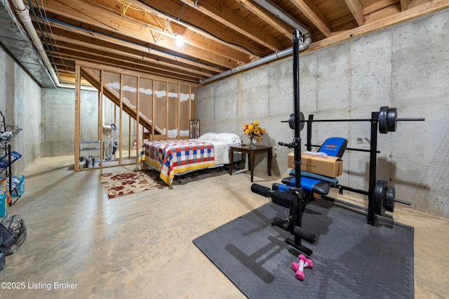 321 Lagrange Villa Dr, La Grange, KY 40031 - bedroom featuring concrete floors