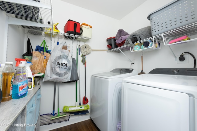 4701 Lost Valley Dr, Crestwood, KY 40014 - washroom featuring washer and dryer and dark wood-type flooring