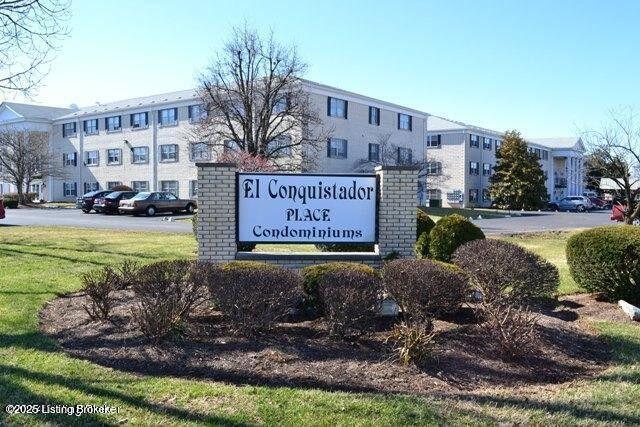 314 El Conquistador Pl, Louisville, KY 40220 - view of community sign