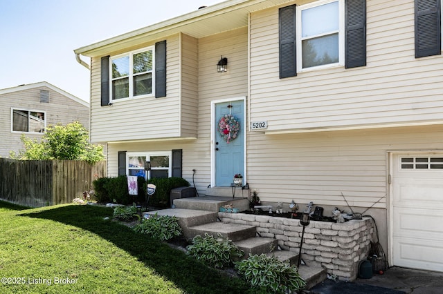 5202 Baywood Dr, Louisville, KY 40241 - view of front of property with an attached garage