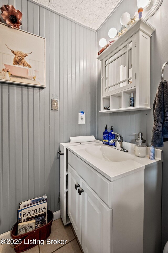 5202 Baywood Dr, Louisville, KY 40241 - bathroom with vanity