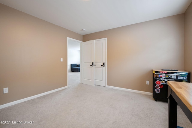 5806 Kellie Woods Dr, Louisville, KY 40258 - bedroom featuring light colored carpet and baseboards