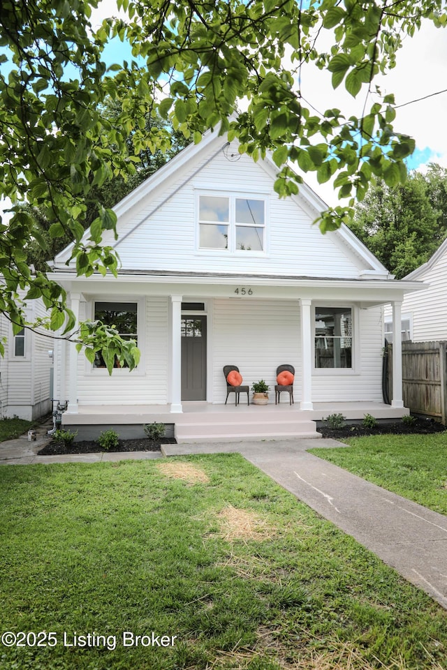 456 E Brandeis Ave, Louisville, KY 40217 - bungalow-style house featuring a porch