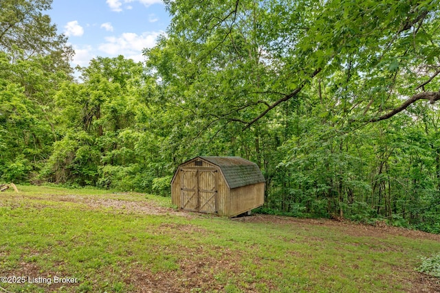 607 Edgemont Rd, Irvington, KY 40146 - view of grassy yard featuring a forest view