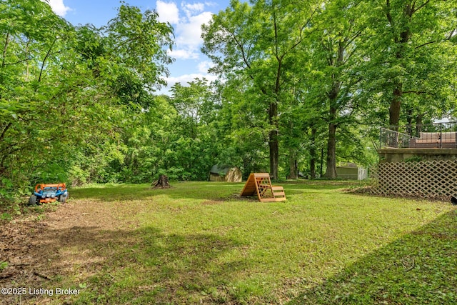 607 Edgemont Rd, Irvington, KY 40146 - view of green lawn