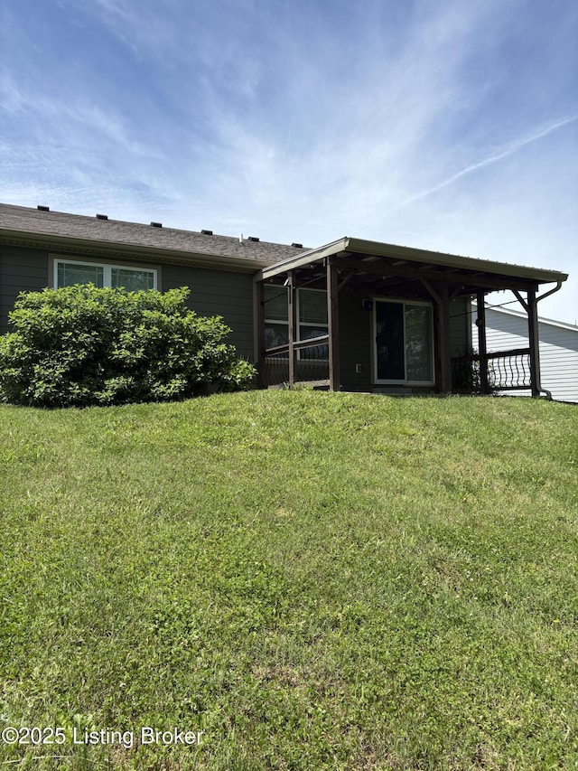 7997 Pikewood Field Way, Louisville, KY 40219 - back of property featuring a yard