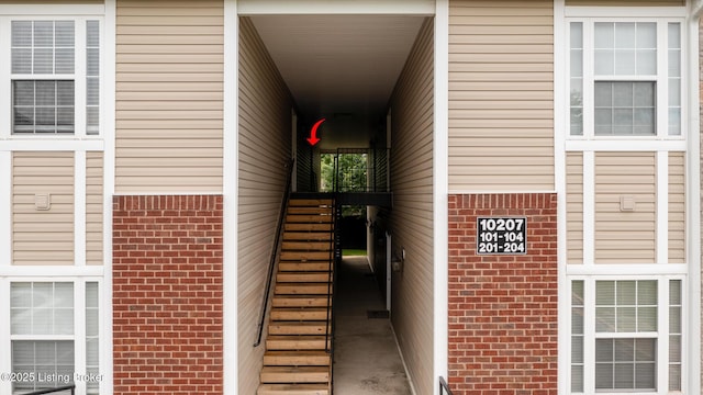 10207 Deer Vista Dr Unit 204, Louisville, KY 40291 - entrance to property with brick siding