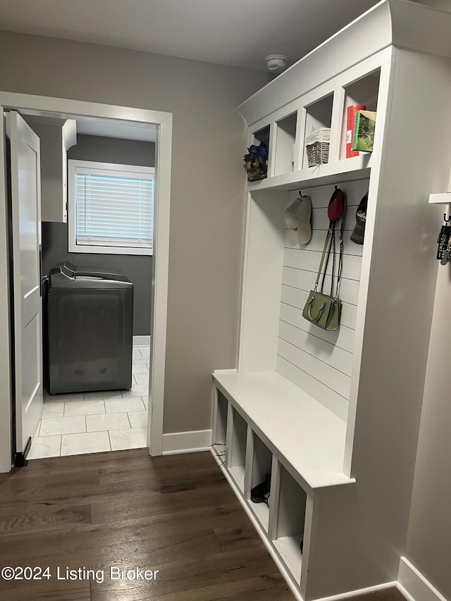 107 Clymene Rd, Cecilia, KY 42724 - mudroom with washer / dryer, wood finished floors, and baseboards