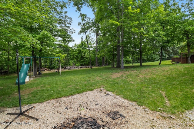 13318 Stepping Stone Way, Louisville, KY 40299 - view of green lawn