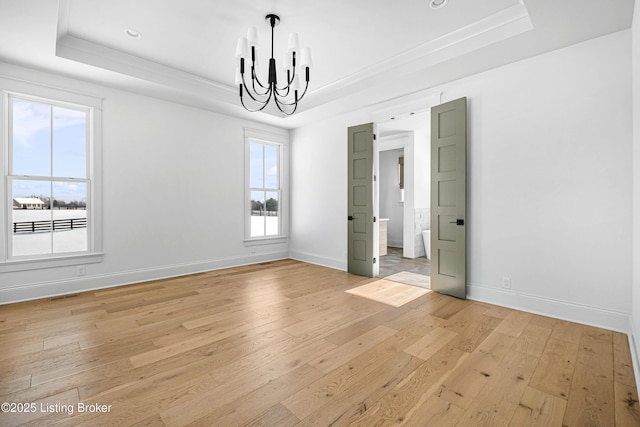 4907 Sycamore Ridge Ln, La Grange, KY 40031 - spare room with a raised ceiling, a chandelier, light wood-style floors, and recessed lighting