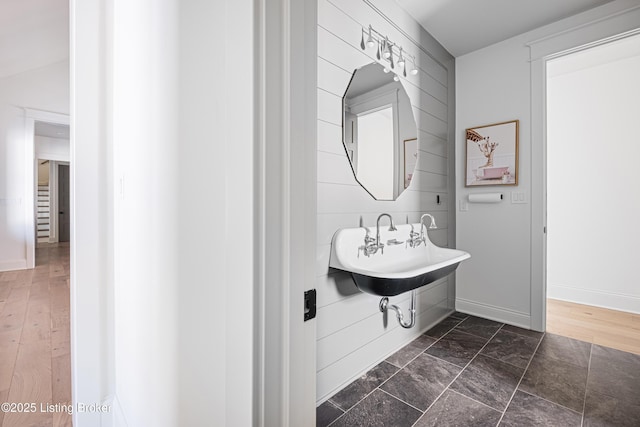 4907 Sycamore Ridge Ln, La Grange, KY 40031 - bathroom with a sink and baseboards