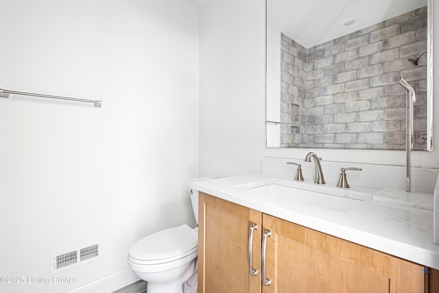 4907 Sycamore Ridge Ln, La Grange, KY 40031 - bathroom featuring vanity and toilet