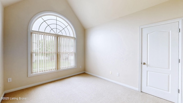 6306 Saskatchewan Dr, Louisville, KY 40228 - photo 26