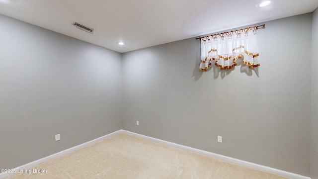6306 Saskatchewan Dr, Louisville, KY 40228 - photo 40