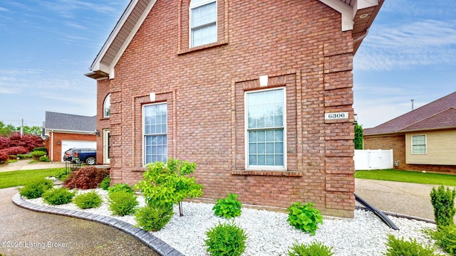 6306 Saskatchewan Dr, Louisville, KY 40228 - photo 3