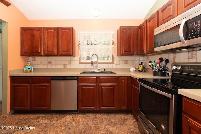 5306 Wild River Ct, Louisville, KY 40229 - photo 11