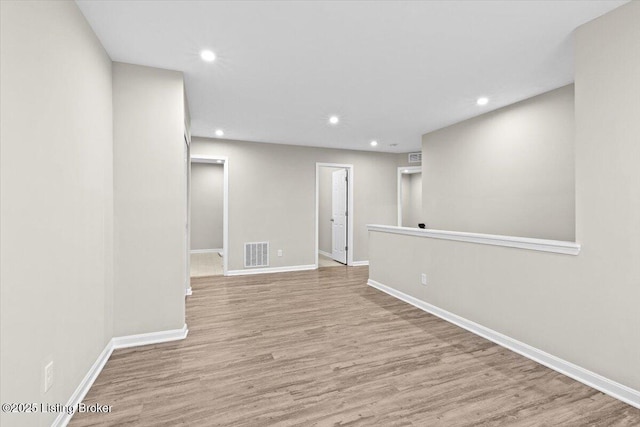 102 Limestone Ct, Shepherdsville, KY 40165 - spare room featuring recessed lighting, wood finished floors, and baseboards