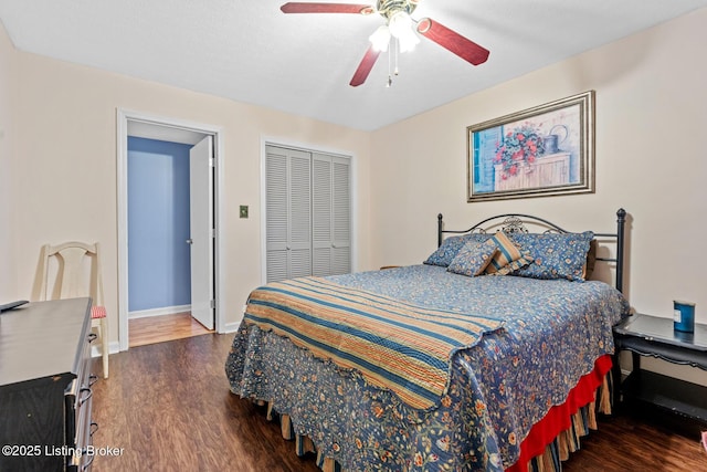 94 Tarnwood Dr, Brandenburg, KY 40108 - bedroom featuring wood finished floors, baseboards, a closet, and a ceiling fan