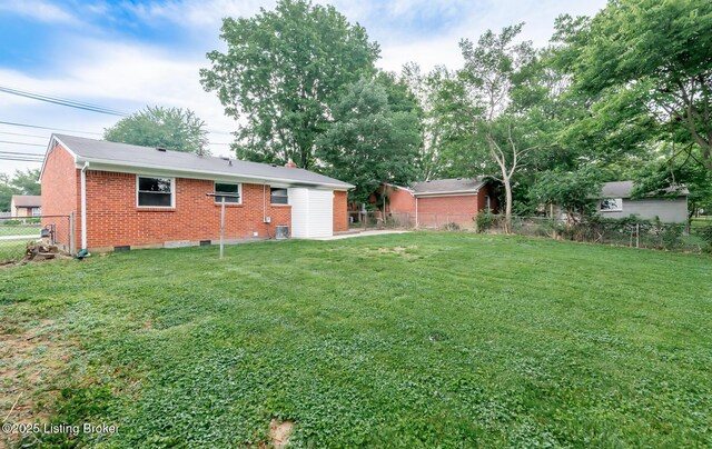 1057 Hillview Blvd, Shepherdsville, KY 40229 - back of house featuring brick siding