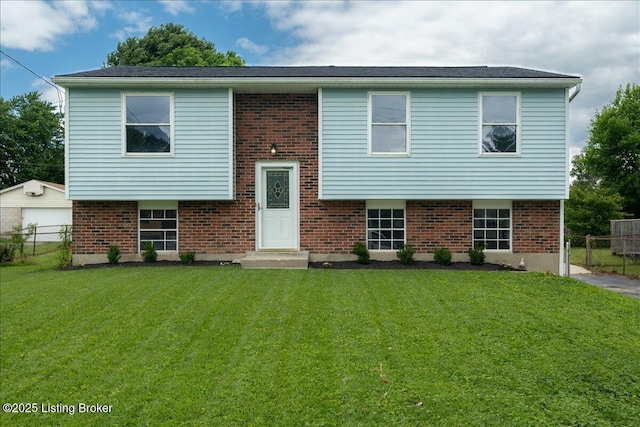 144 Starlite Ct, Louisville, KY 40229 - split foyer home featuring brick siding