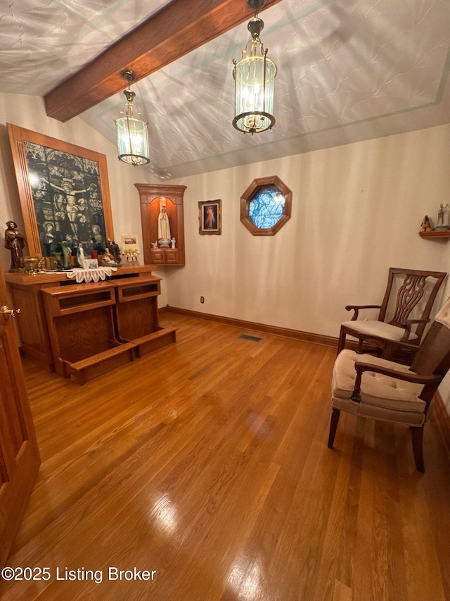 5309 Bardstown Rd, Springfield, KY 40069 - living area with a chandelier and wood finished floors