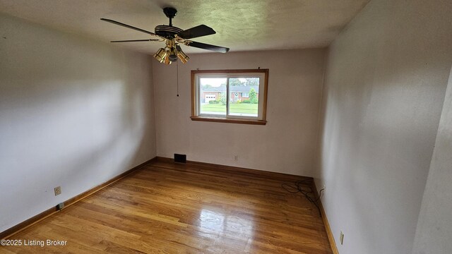 2305 Burrell Dr, Louisville, KY 40216 - photo 29