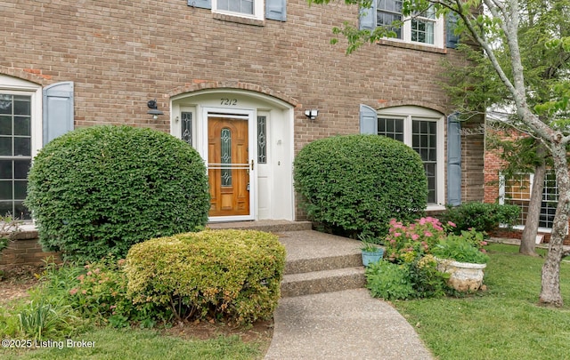 7212 Peppermill Ct, Louisville, KY 40228 - property entrance with brick siding