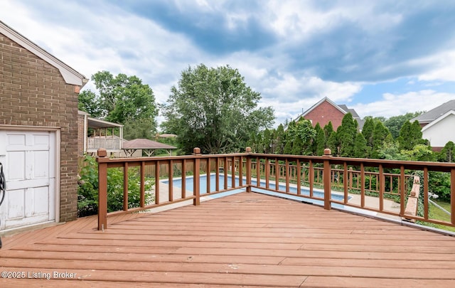 7212 Peppermill Ct, Louisville, KY 40228 - view of wooden terrace