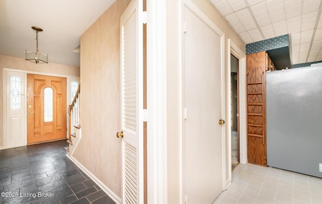 7212 Peppermill Ct, Louisville, KY 40228 - entryway with baseboards