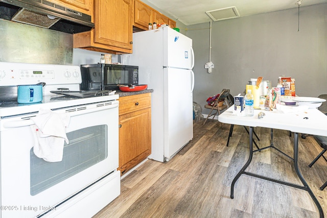 5004 Yew Ln, Louisville, KY 40213 - photo 4