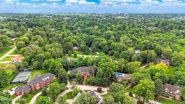 1014 Anchorage Woods Cir, Anchorage, KY 40223 - aerial perspective of suburban area with a heavily wooded area