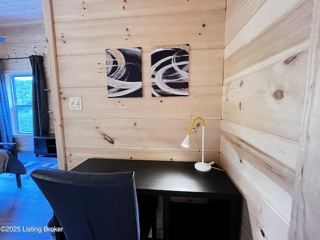 LOT3 Twin Arch Rd, Stanton, KY 40380 - detailed view of wood walls