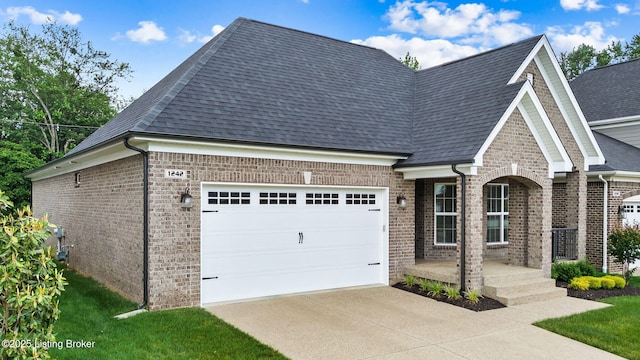 1242 Conservatory Ln, Louisville, KY 40223