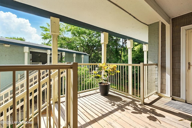 1815 Gardiner Ln Unit C29, Louisville, KY 40205 - view of deck