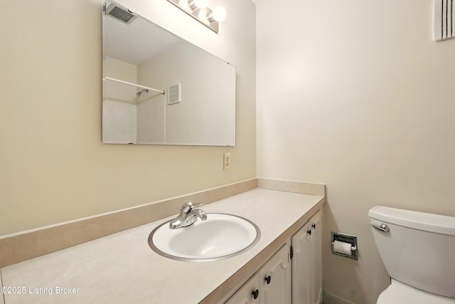 1815 Gardiner Ln Unit C29, Louisville, KY 40205 - full bath featuring vanity, toilet, and a shower